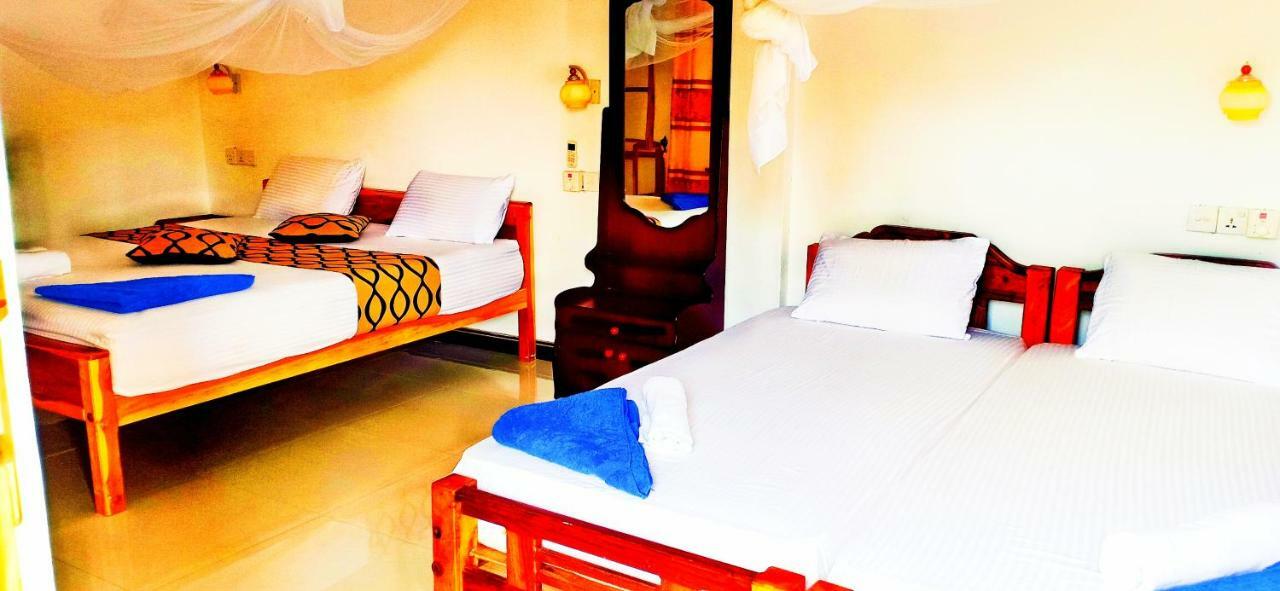 Surf & Sand Hotel Arugambay Arugam Bay Exterior photo